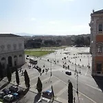 Domus Laurae
