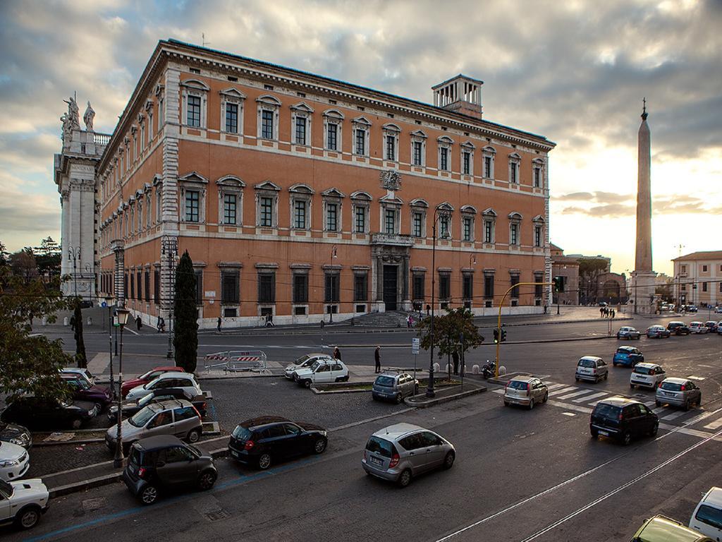 Domus Laurae Guest house 3*