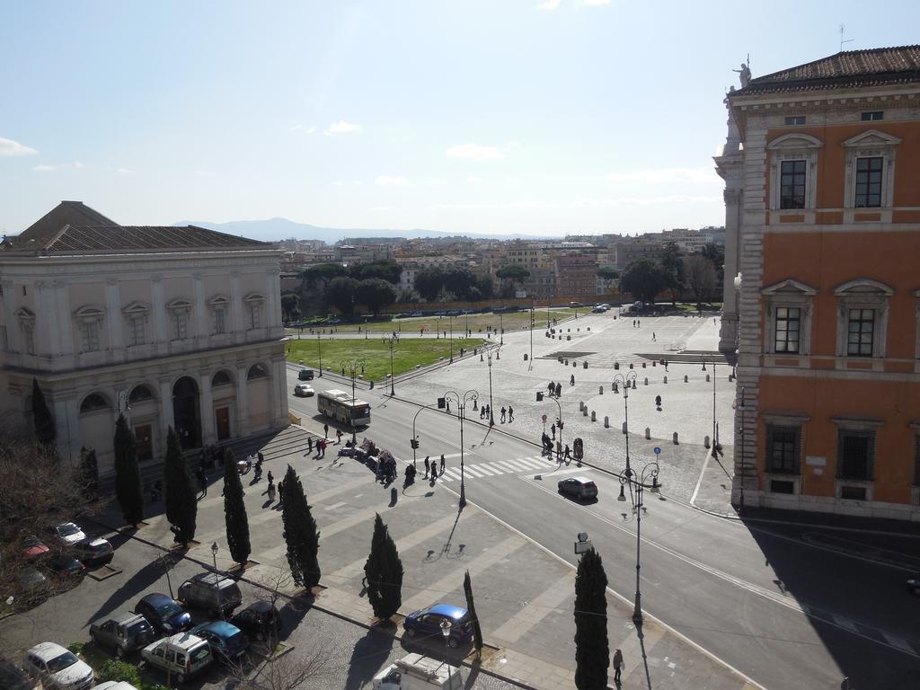 Domus Laurae 3* Rome