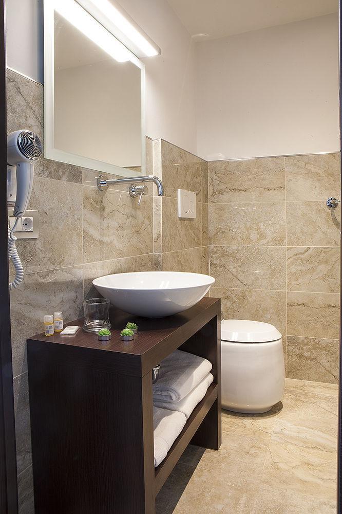 Domus Laurae Guest house 3*